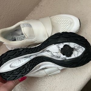 Tiem cycle shoes